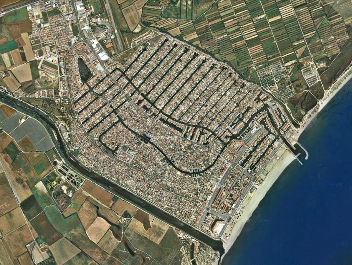 Goldhome - Sylvia - Vistas Espectaculares Al Mar Empuriabrava Zewnętrze zdjęcie